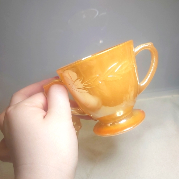 Fire King Peach Luster cream & sugar set - Picture 4 of 5
